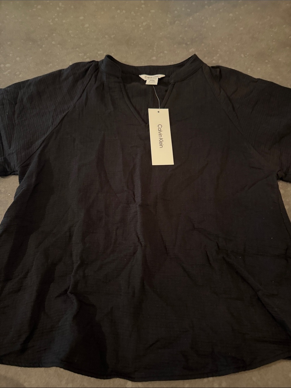 Calvin Klein Men's Black Short-Sleeve V-Neck Tee